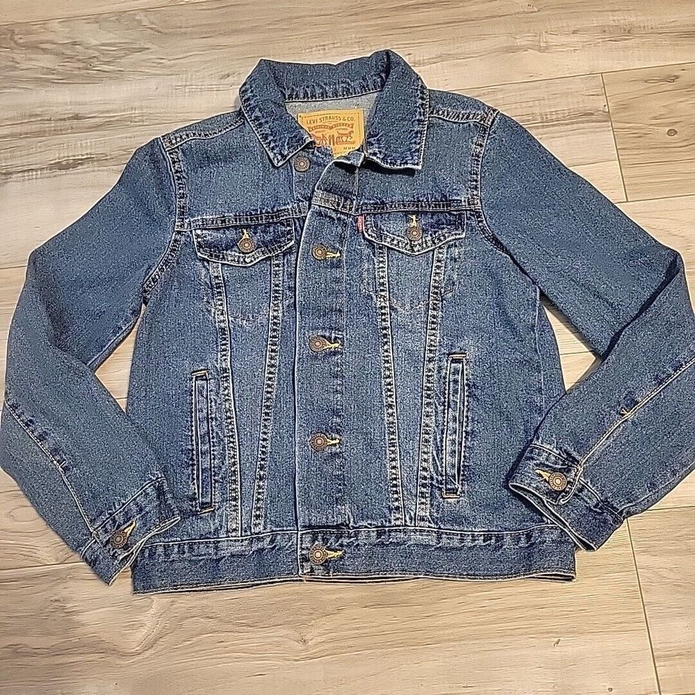 Levi's Trucker Jacket Medium 10-12 Blue Jeans Denim Button Coat Pockets‎